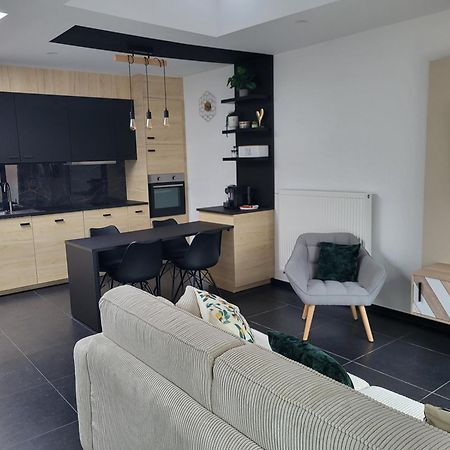 Le Studio La Louviere Luaran gambar