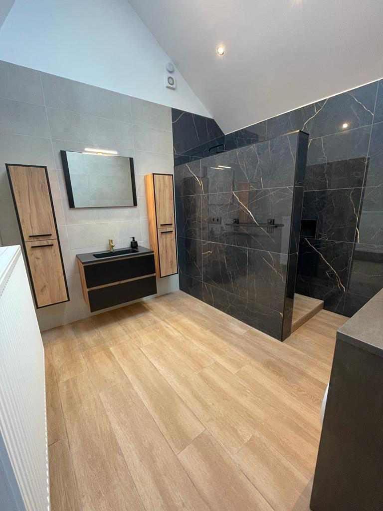 Le Studio La Louviere Luaran gambar