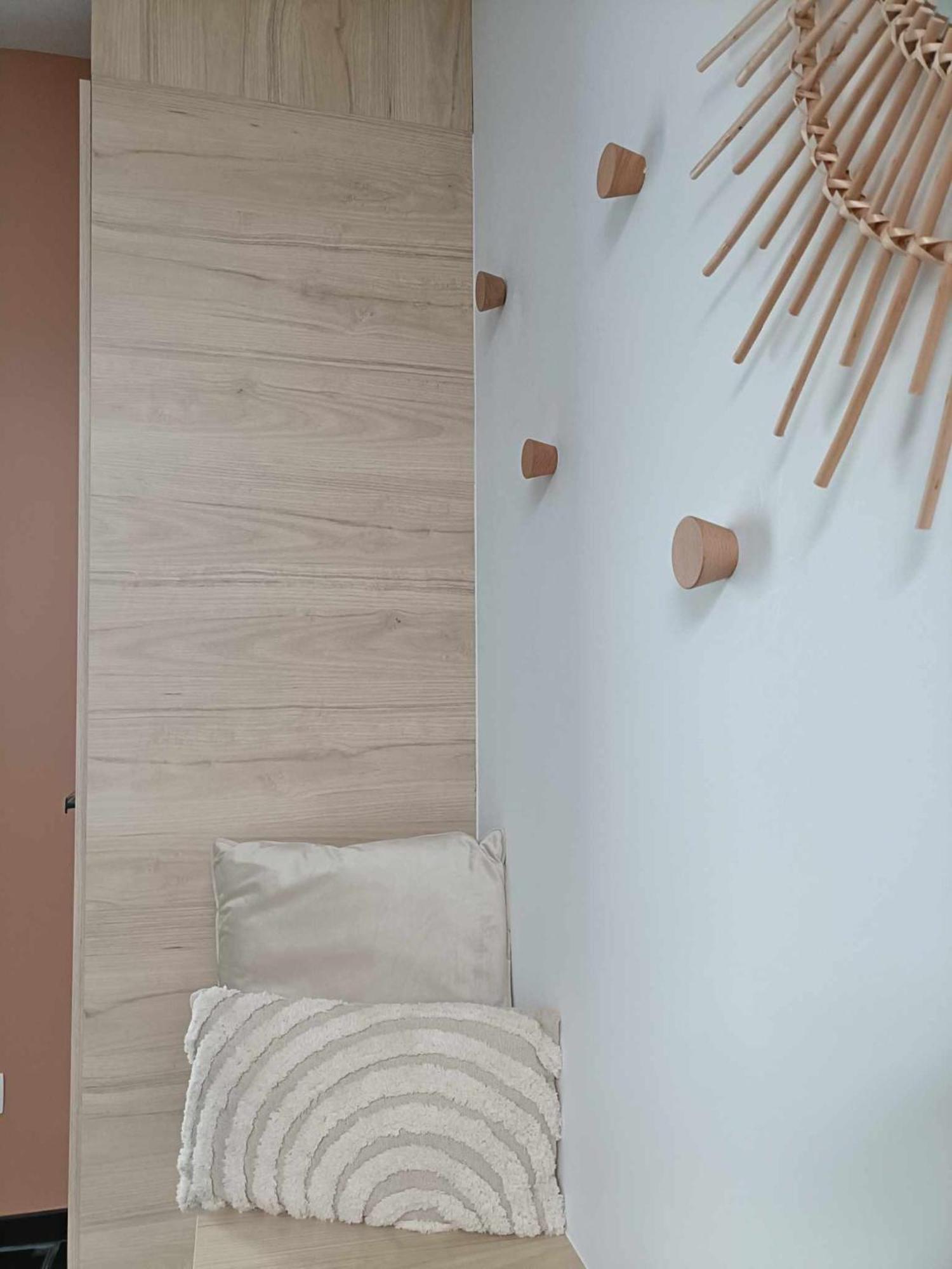 Le Studio La Louviere Luaran gambar